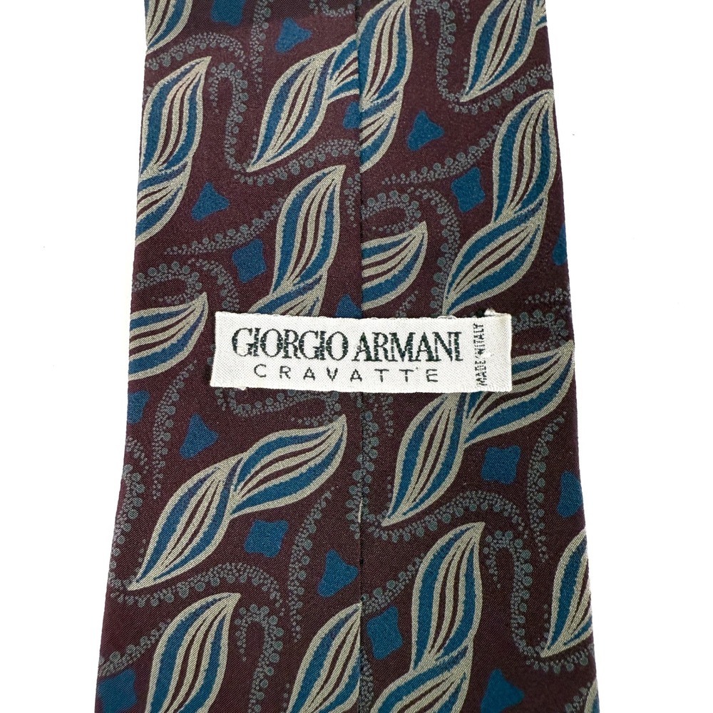 Giorgio Armani Silk Tie Burgundy Blue Paisley Made in Italy L: 55" W: 3.5"‎ - Picture 3 of 5
